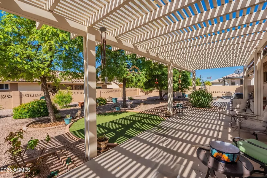 2636 S HONEYSUCKLE Circle, Mesa, AZ 85209