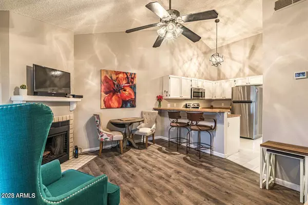 4901 E KELTON Lane #1070, Scottsdale, AZ 85254