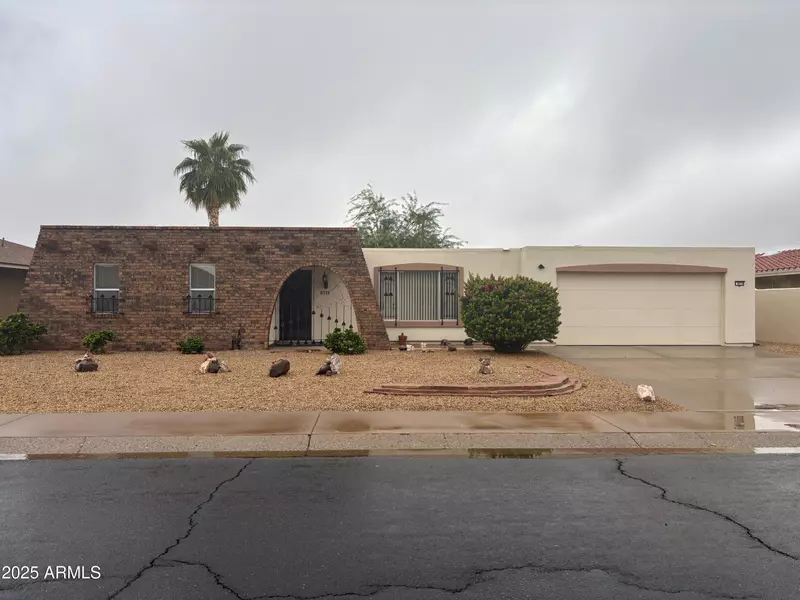 9719 W ROLLING HILLS Drive, Sun City, AZ 85351