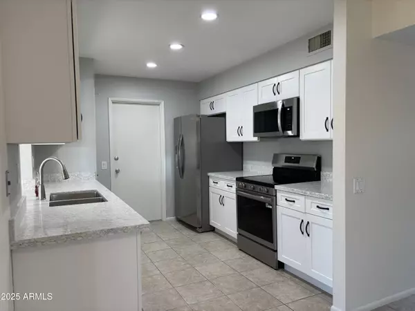 Sun City, AZ 85351,9719 W ROLLING HILLS Drive