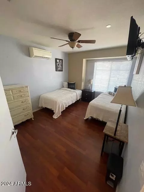 Phoenix, AZ 85023,607 W VILLA RITA Drive