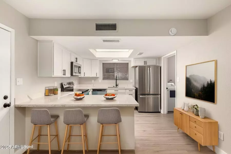 3758 E HARMONY Avenue, Mesa, AZ 85206
