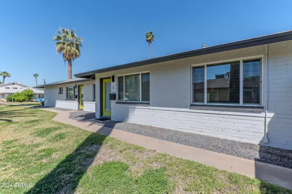 Phoenix, AZ 85014,6215 N 14TH Street
