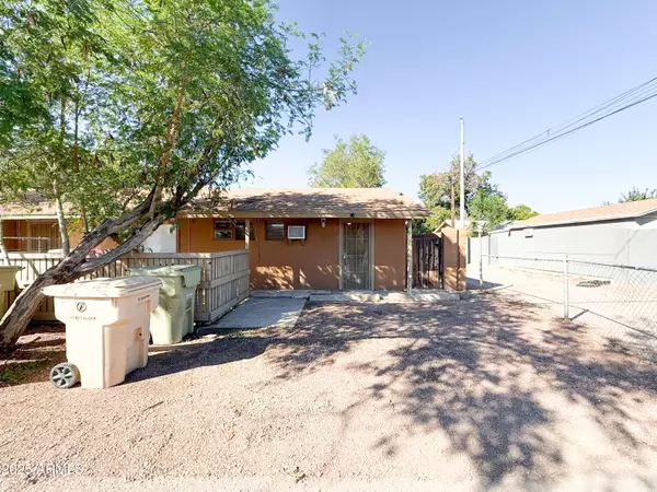 Glendale, AZ 85301,6014 W VISTA Avenue