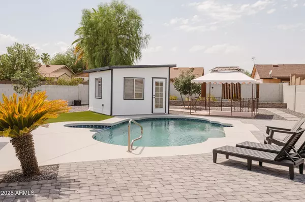 542 W VAUGHN Street, Tempe, AZ 85283