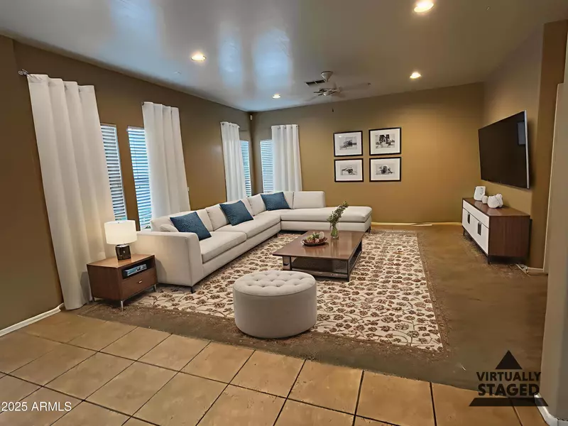 9598 N 82ND Lane, Peoria, AZ 85345