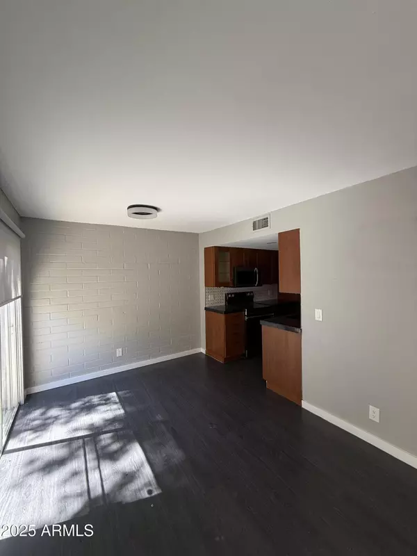 Scottsdale, AZ 85257,1012 N 85TH Place