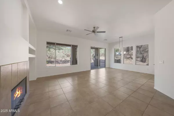 Scottsdale, AZ 85266,7450 E QUIEN SABE Way