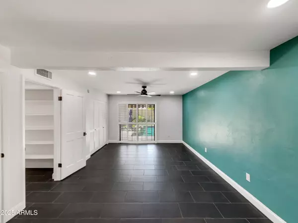 Mesa, AZ 85201,1107 N CHERRY --