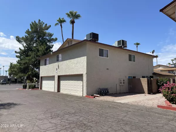 860 E BROWN Road #28, Mesa, AZ 85203