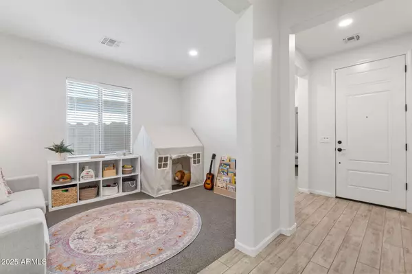 Peoria, AZ 85383,26142 N 121ST Avenue