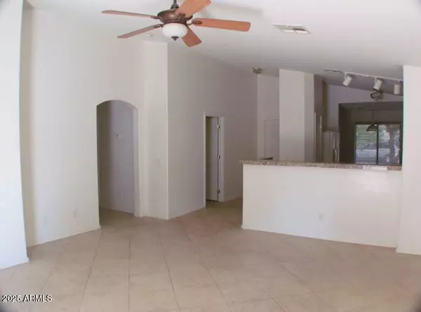Maricopa, AZ 85139,45599 W DIRK Street