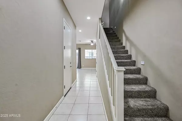 Mesa, AZ 85210,1367 S COUNTRY CLUB Drive #1119