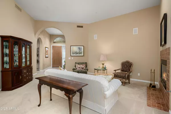 Scottsdale, AZ 85255,8209 E HOVERLAND Road
