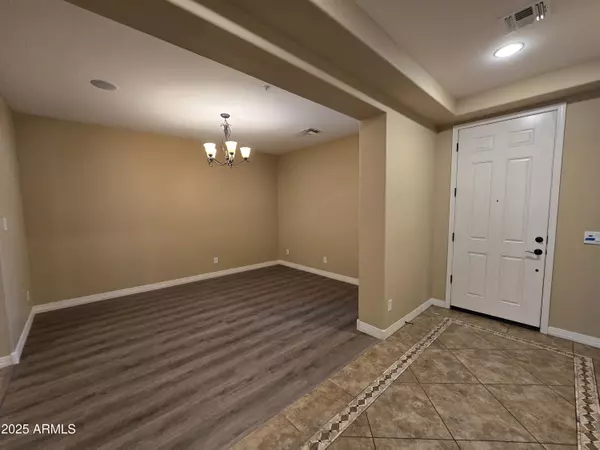 Gilbert, AZ 85297,4540 E PORTOLA VALLEY Drive