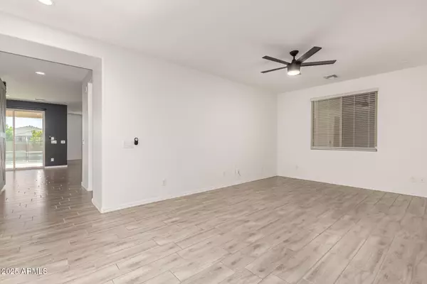 Goodyear, AZ 85338,18443 W PIONEER Street