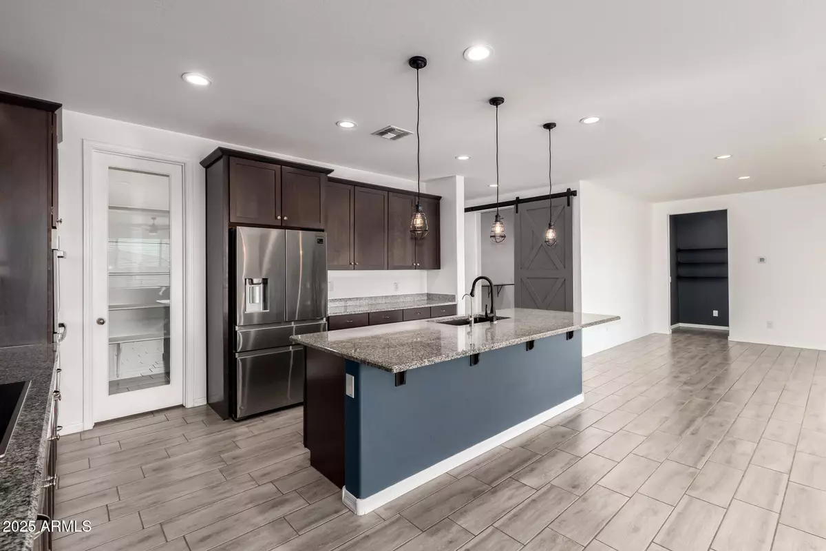 Goodyear, AZ 85338,18443 W PIONEER Street