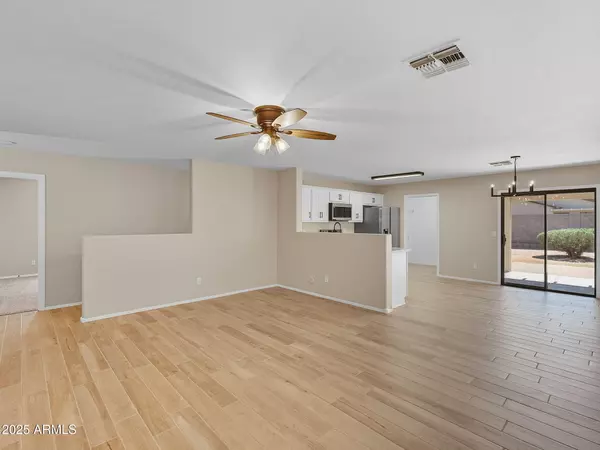 San Tan Valley, AZ 85143,1751 E COWBOY COVE Trail