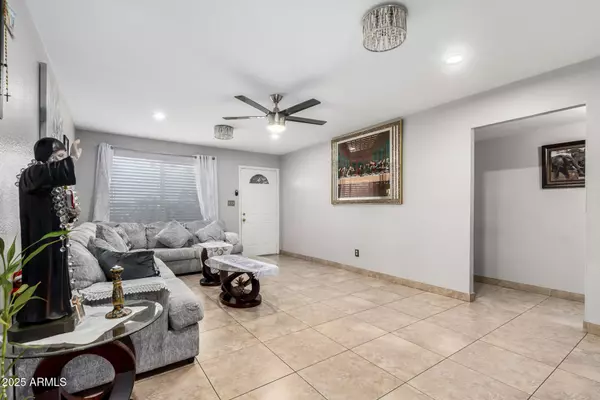 Glendale, AZ 85304,4513 W YUCCA Street