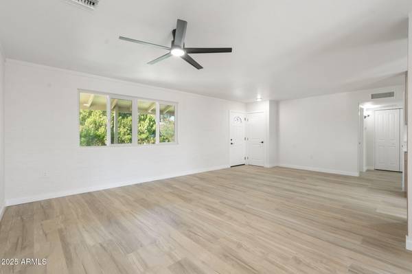 Sun City, AZ 85351,10351 W PINEHURST Drive