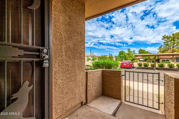 Scottsdale, AZ 85257,8625 E BELLEVIEW Place #1006