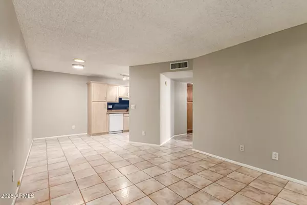 Scottsdale, AZ 85257,8625 E BELLEVIEW Place #1006