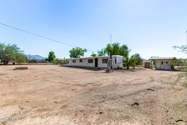 Apache Junction, AZ 85120,875 W Smoketree Street