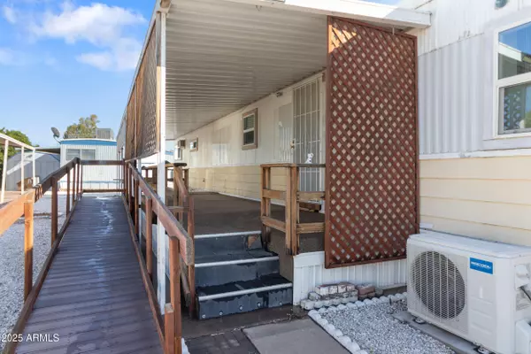 Mesa, AZ 85202,701 S DOBSON Road #229