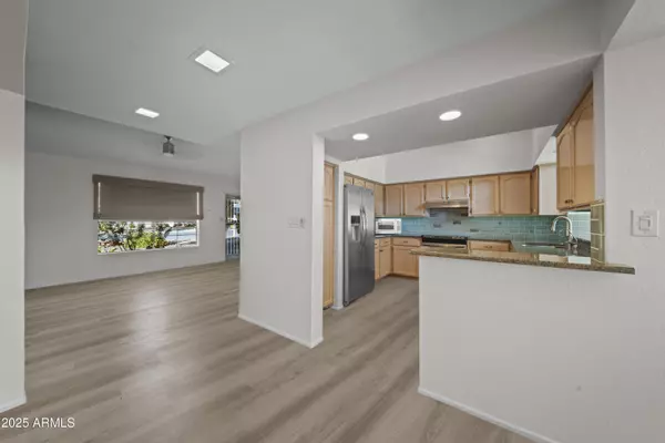 Phoenix, AZ 85018,4301 E MONTECITO Avenue