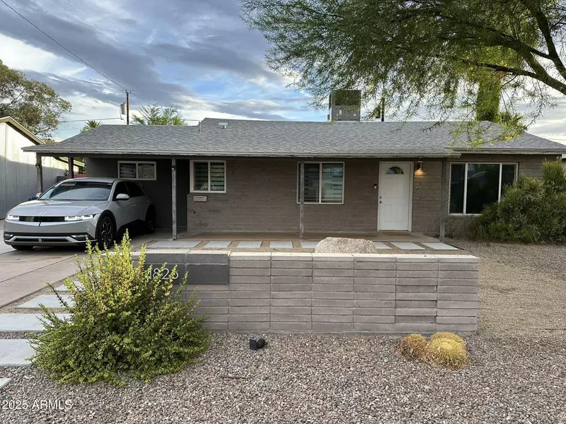 1826 E FAIRMOUNT Avenue, Phoenix, AZ 85016