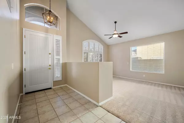 Phoenix, AZ 85048,1019 E MOUNTAIN SAGE Drive