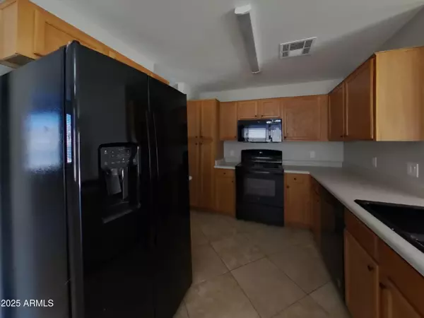 Apache Junction, AZ 85119,831 E YUMA Avenue