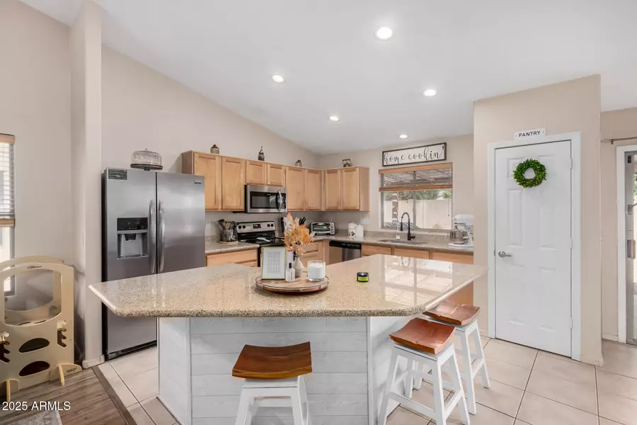 16187 N BASL Lane, Surprise, AZ 85374