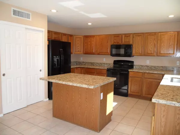 Gilbert, AZ 85233,687 S Sahuaro Drive