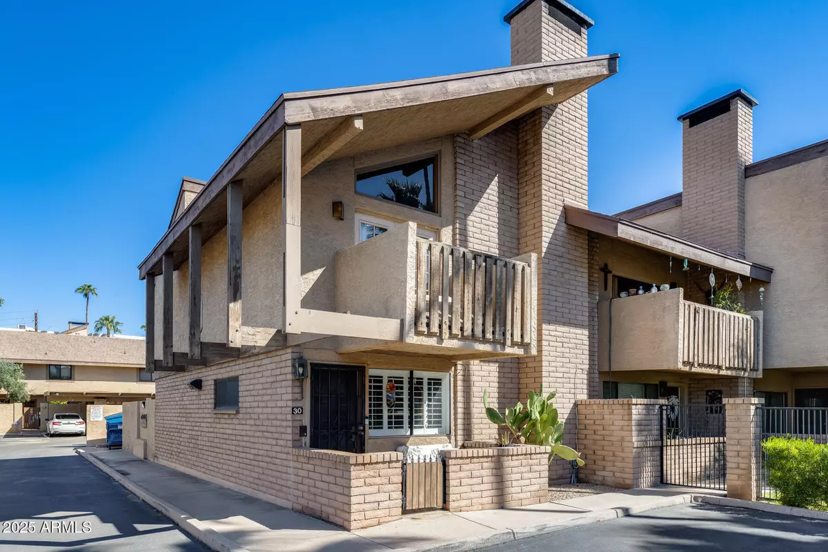 Phoenix, AZ 85012,5350 N CENTRAL Avenue #30