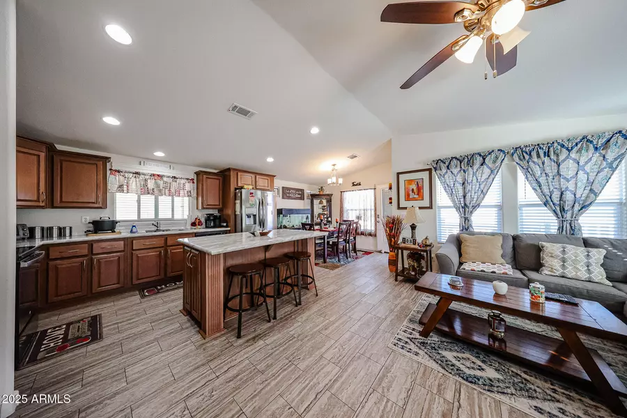 10810 N 91st Avenue #66, Peoria, AZ 85345