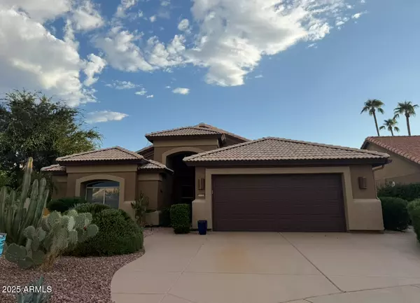 15123 W ROBSON Circle, Goodyear, AZ 85395