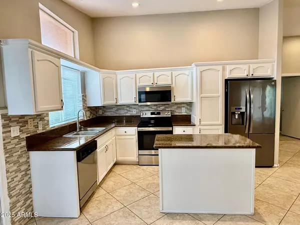 Chandler, AZ 85286,2327 E WINCHESTER Place