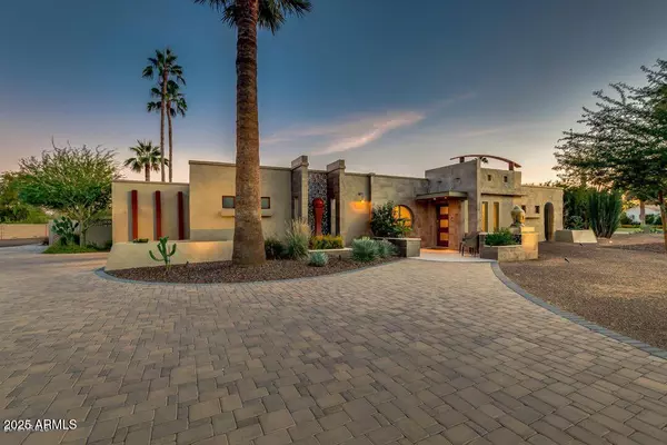 Paradise Valley, AZ 85253,5801 E MOUNTAIN VIEW Road