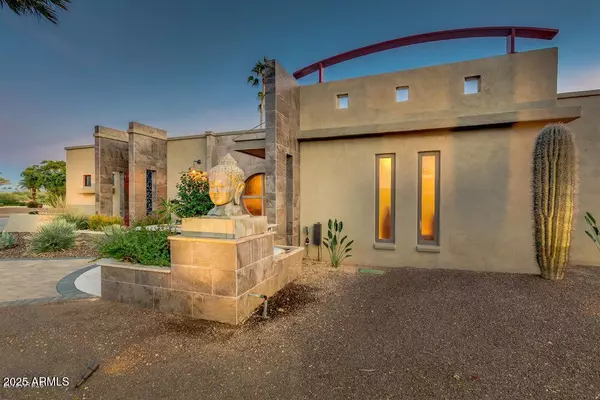 Paradise Valley, AZ 85253,5801 E MOUNTAIN VIEW Road