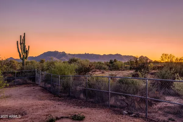 Scottsdale, AZ 85262,28206 N 141ST Street