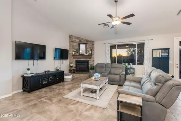 Scottsdale, AZ 85262,28206 N 141ST Street