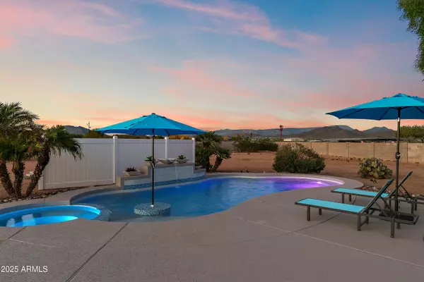 Phoenix, AZ 85086,608 W RESTIN Road