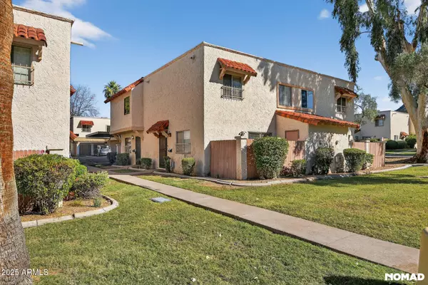 Phoenix, AZ 85020,1228 E LAWRENCE Lane