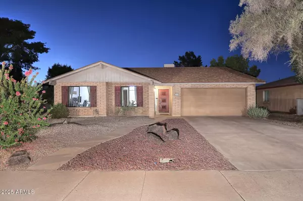906 W KIOWA Avenue, Mesa, AZ 85210