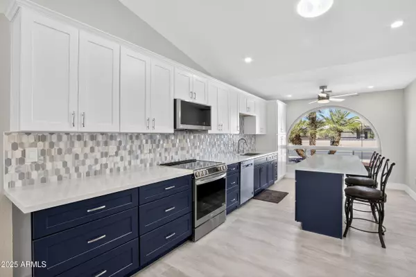 Mesa, AZ 85206,2151 LEISURE WORLD --