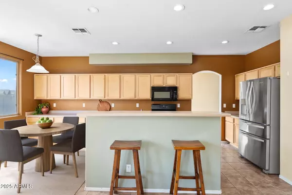 Phoenix, AZ 85043,1517 S 80TH Lane