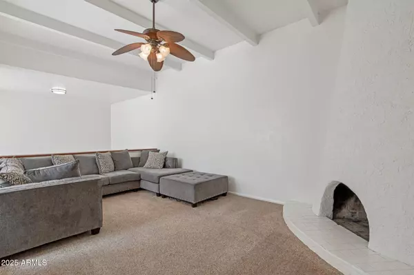 Tempe, AZ 85282,2621 S RIVER Drive