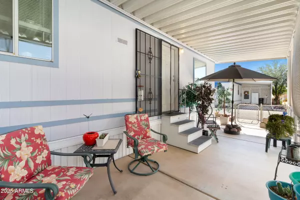 Mesa, AZ 85201,2121 N CENTER Street #204