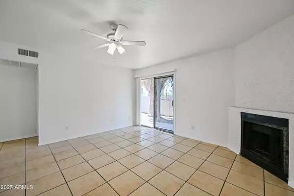 Phoenix, AZ 85029,10802 N 16TH Avenue #1